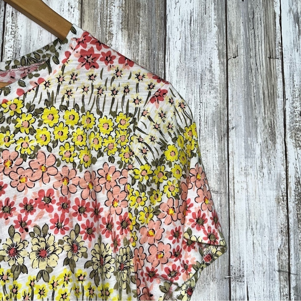 Loft Floral Tee - Picture 2 of 4